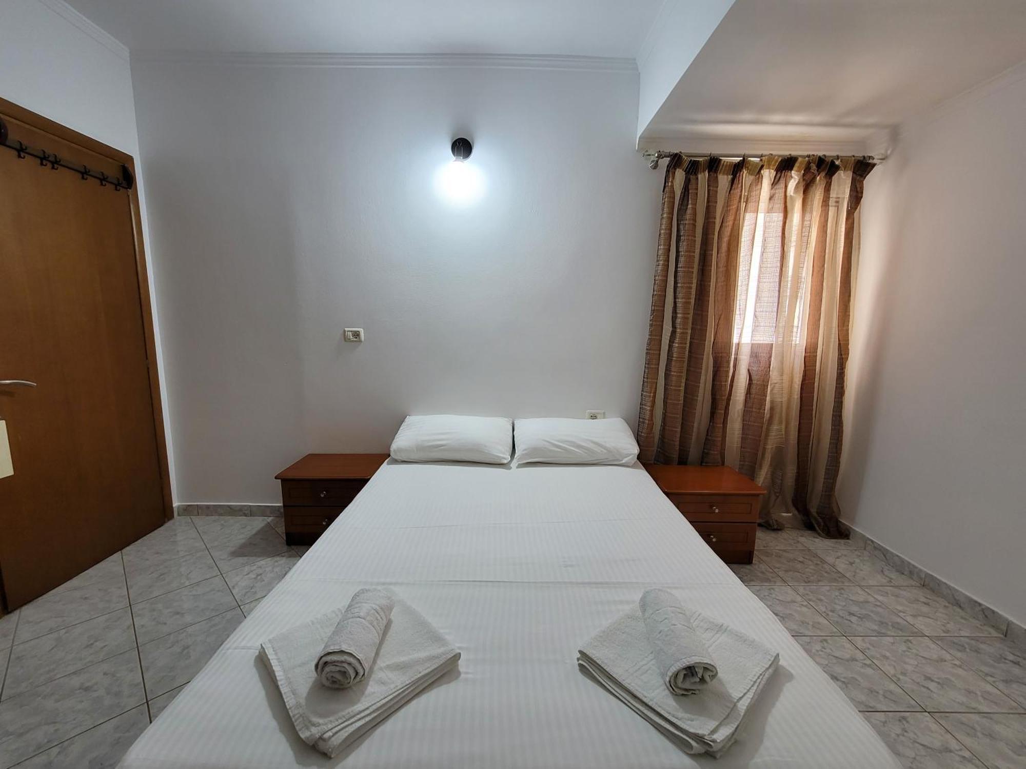 קסאמיל City Center Gjordeni Apartments מראה חיצוני תמונה
