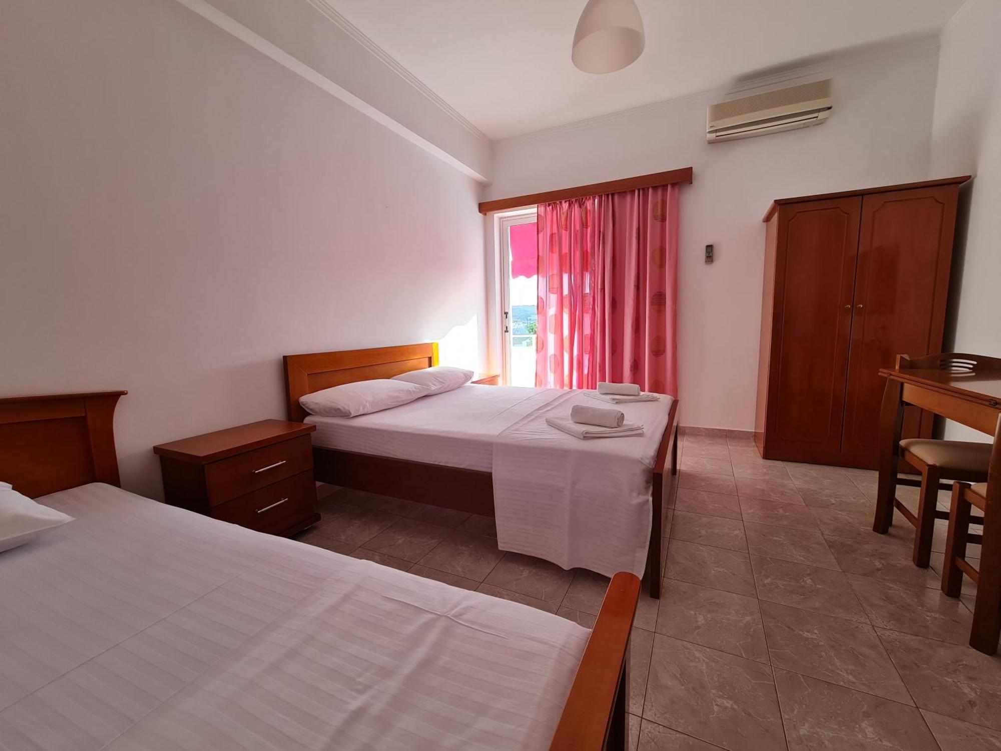 קסאמיל City Center Gjordeni Apartments מראה חיצוני תמונה