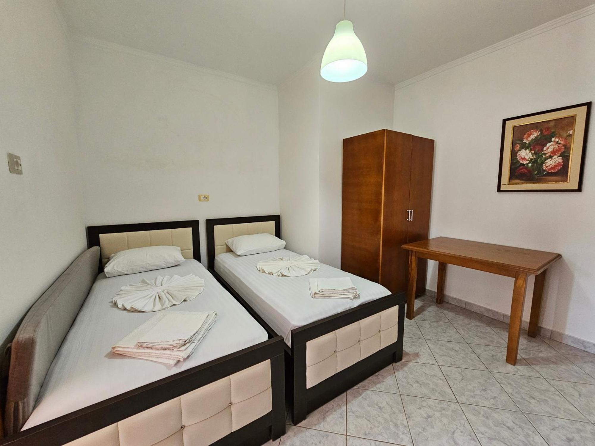קסאמיל City Center Gjordeni Apartments מראה חיצוני תמונה